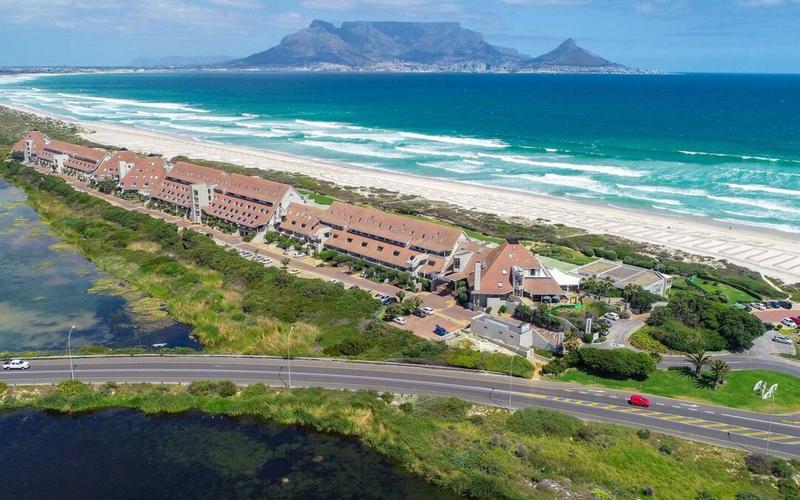 To Let 2 Bedroom Property for Rent in Dolphin Beach Western Cape